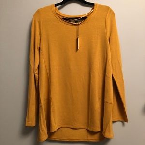 Long sleeve top